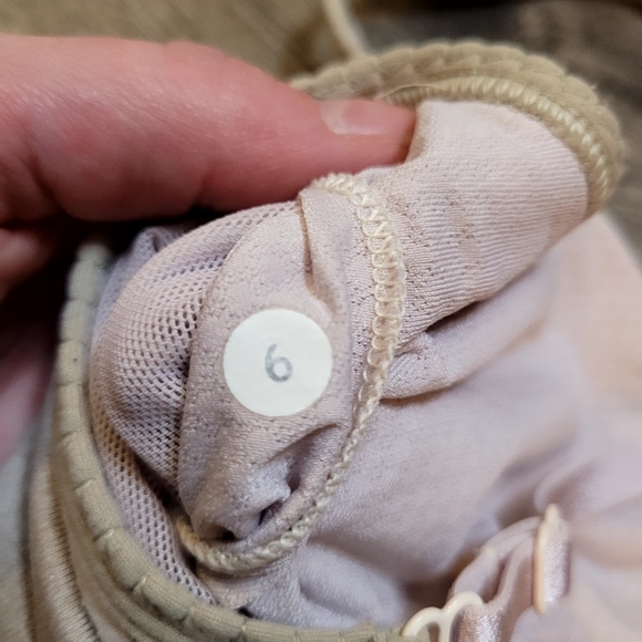 Lululemon Open Your Heart Tank - Picture 7 of 8